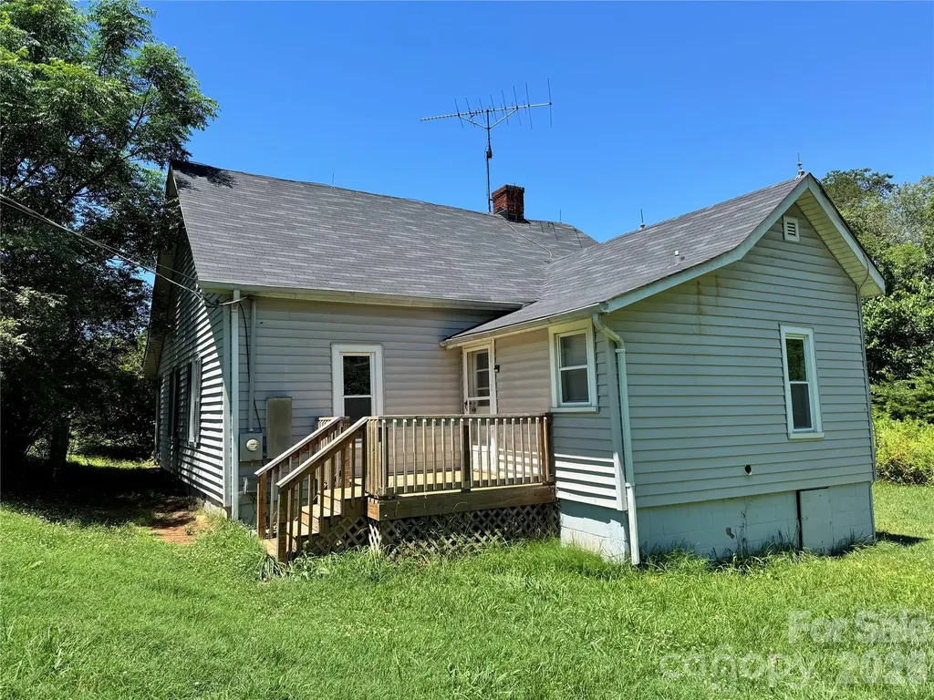 2834 Dan Brown Drive Claremont NC 28610