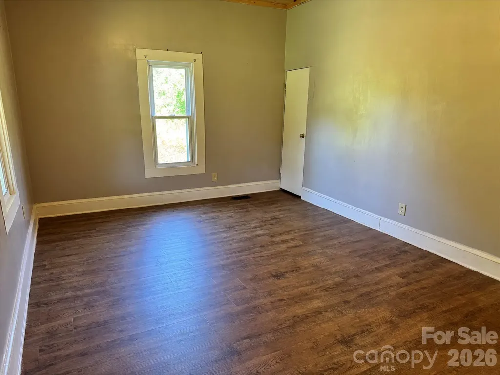2834 Dan Brown Drive Claremont NC 28610