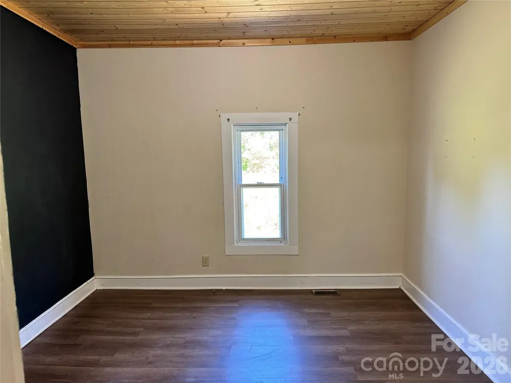 2834 Dan Brown Drive Claremont NC 28610