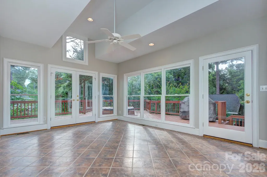2000 Victorian Place Charlotte NC 28203