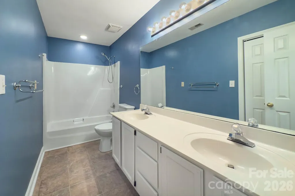 2000 Victorian Place Charlotte NC 28203