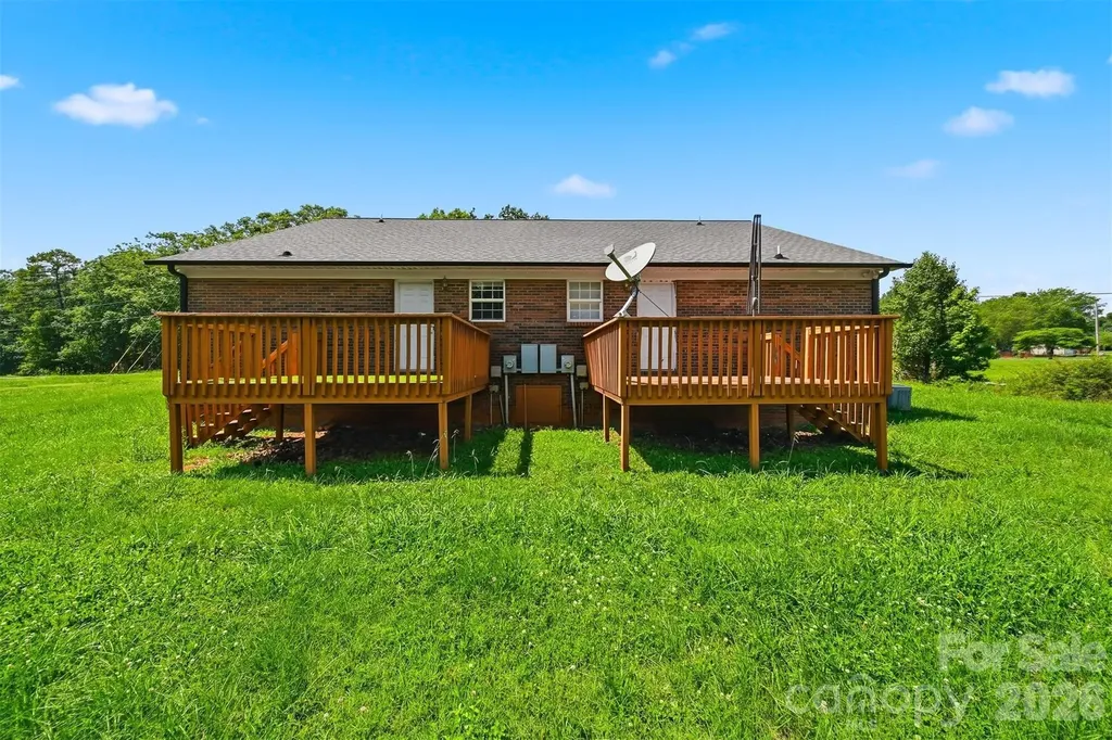 820 Horseshoe Lake Road Lincolnton NC 28092