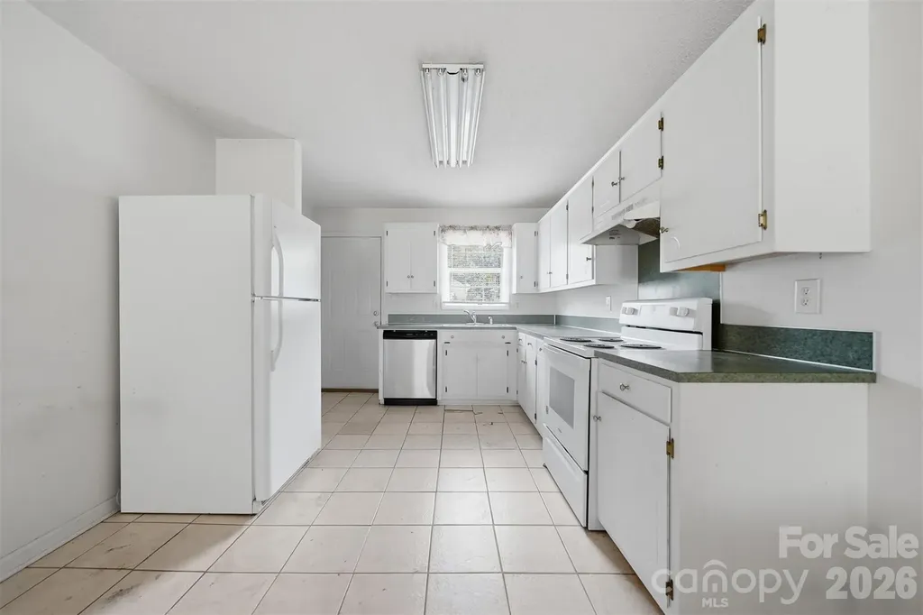 820 Horseshoe Lake Road Lincolnton NC 28092