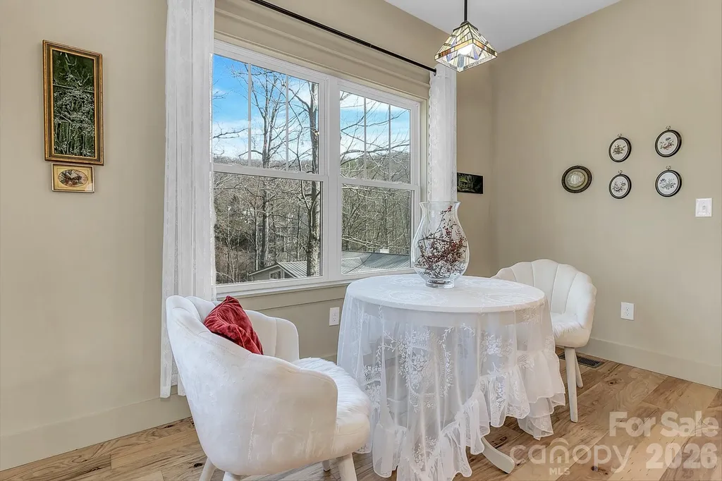 40 Rangeley Drive Asheville NC 28803