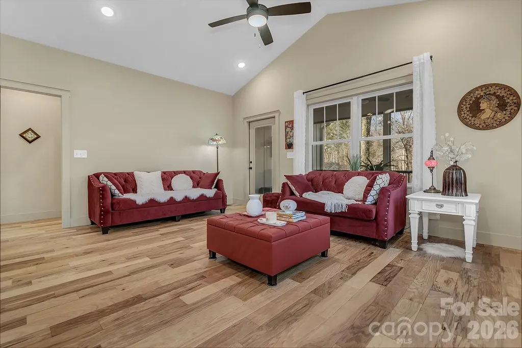 40 Rangeley Drive Asheville NC 28803