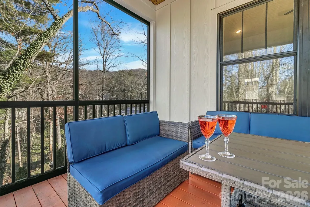 40 Rangeley Drive Asheville NC 28803