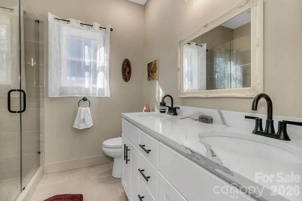 40 Rangeley Drive Asheville NC 28803