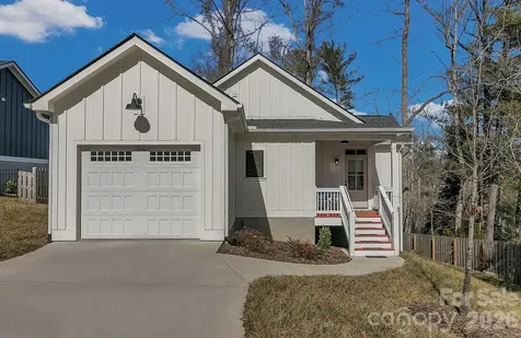 40 Rangeley Drive Asheville NC 28803