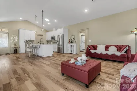40 Rangeley Drive Asheville NC 28803