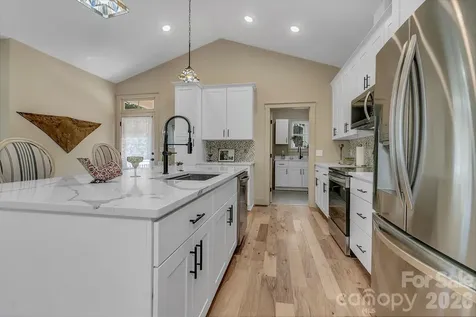 40 Rangeley Drive Asheville NC 28803