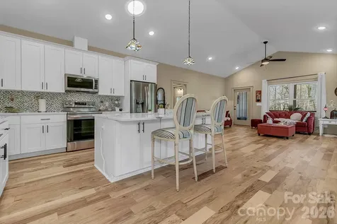 40 Rangeley Drive Asheville NC 28803