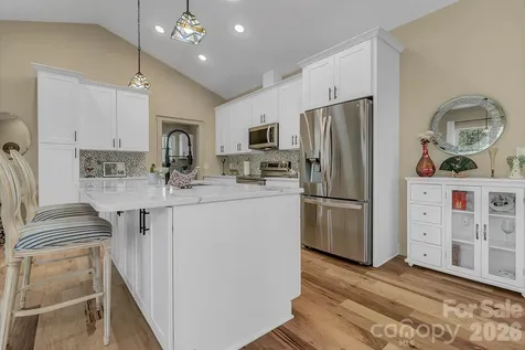 40 Rangeley Drive Asheville NC 28803
