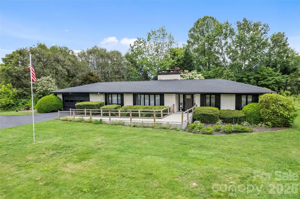 225 Valley View Terrace Waynesville NC 28786