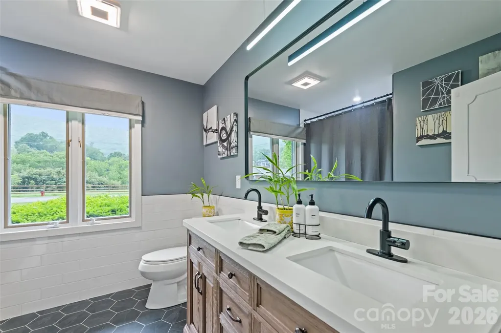 225 Valley View Terrace Waynesville NC 28786