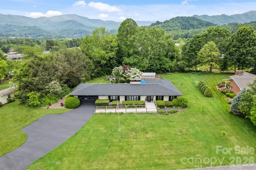 225 Valley View Terrace Waynesville NC 28786