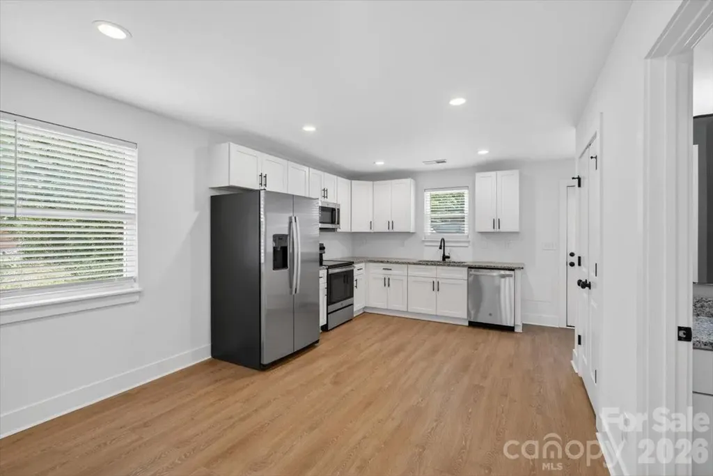 712-714 Evening Shade Lane Gastonia NC 28052