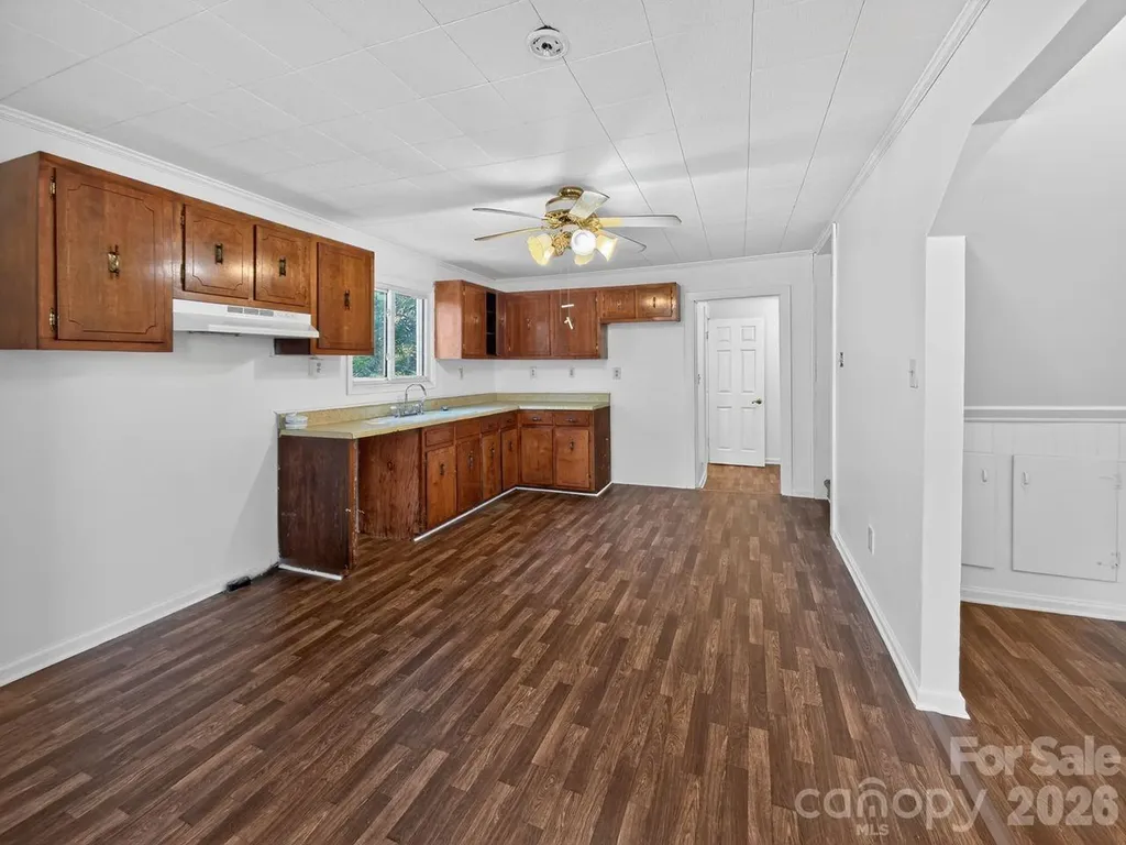 80 Ridge Street Marion NC 28752