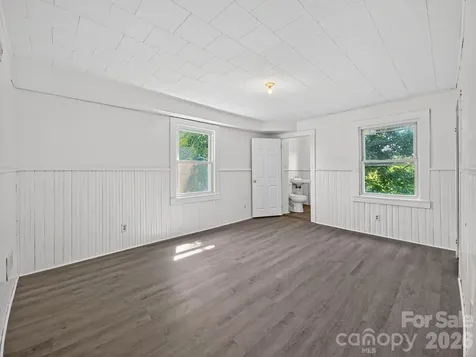 80 Ridge Street Marion NC 28752