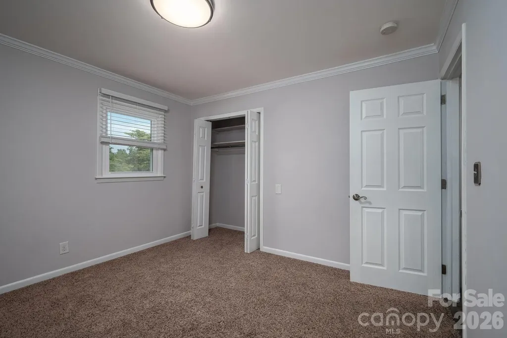 203 Park Road Mount Holly NC 28120