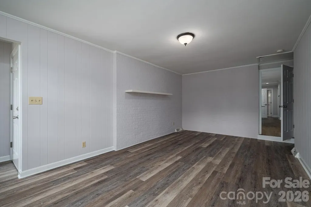 203 Park Road Mount Holly NC 28120