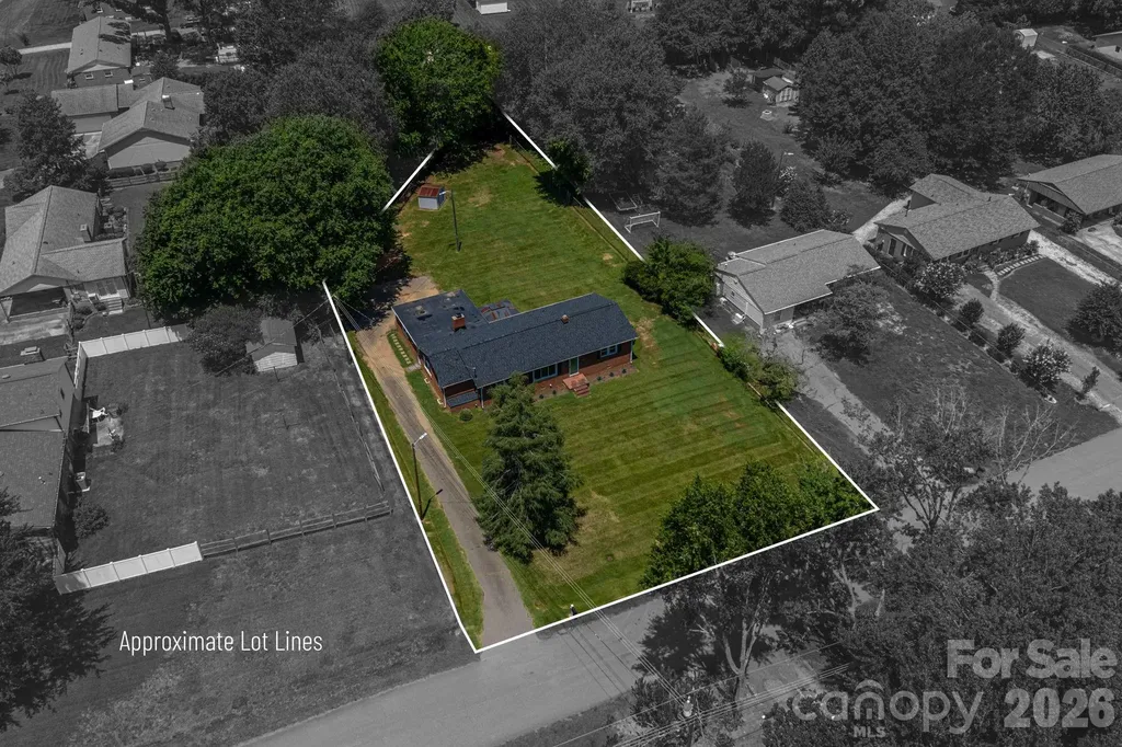 203 Park Road Mount Holly NC 28120