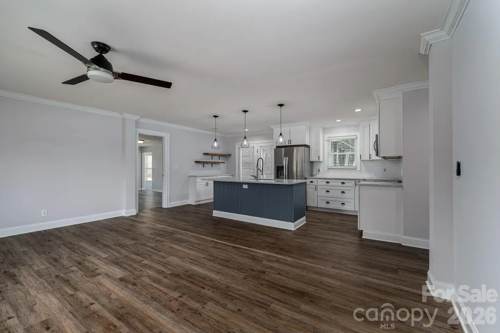 203 Park Road Mount Holly NC 28120
