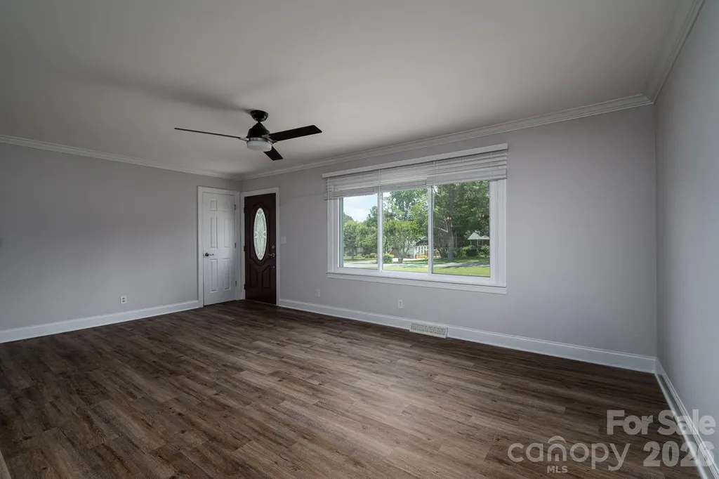 203 Park Road Mount Holly NC 28120
