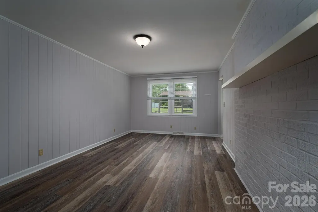 203 Park Road Mount Holly NC 28120