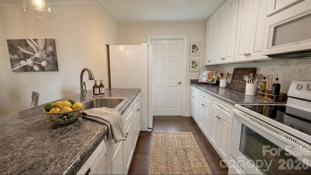 12334 Danby Road Pineville NC 28134