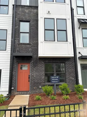 3644 Tryon Street Charlotte NC 28217