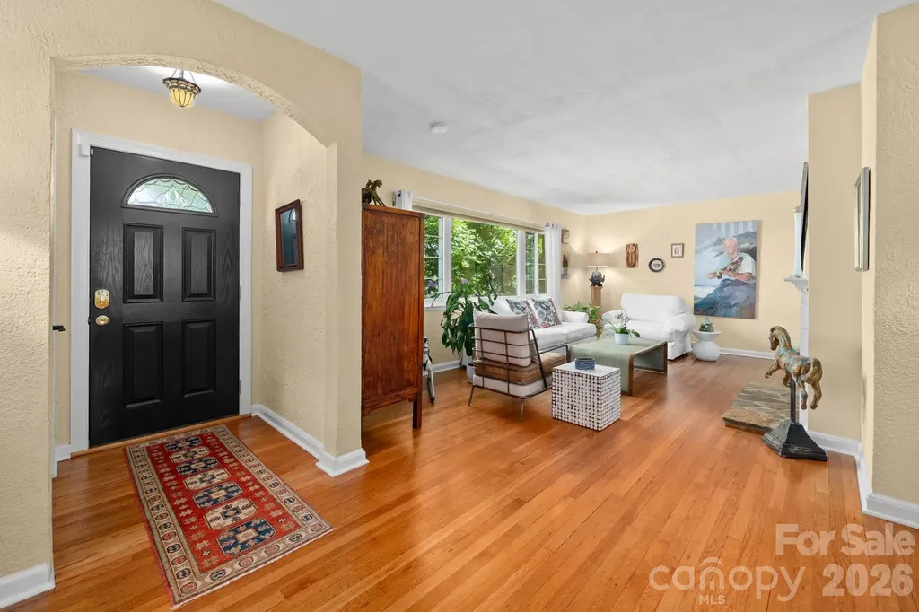 43 Martindale Road Asheville NC 28804