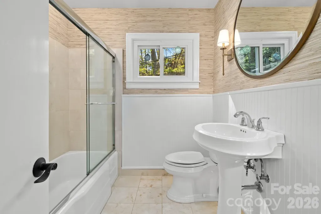 43 Martindale Road Asheville NC 28804