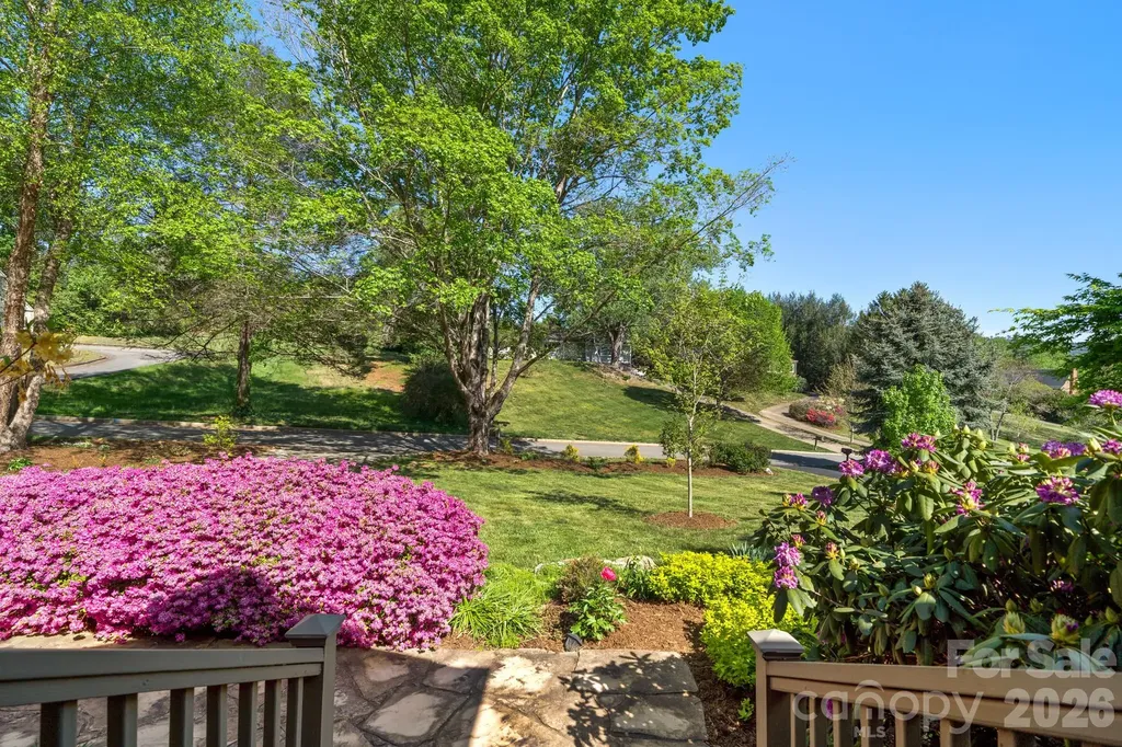 43 Martindale Road Asheville NC 28804