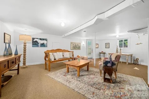 43 Martindale Road Asheville NC 28804