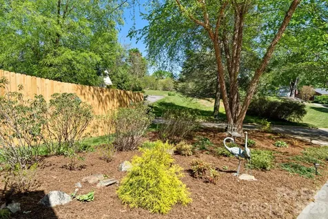 43 Martindale Road Asheville NC 28804