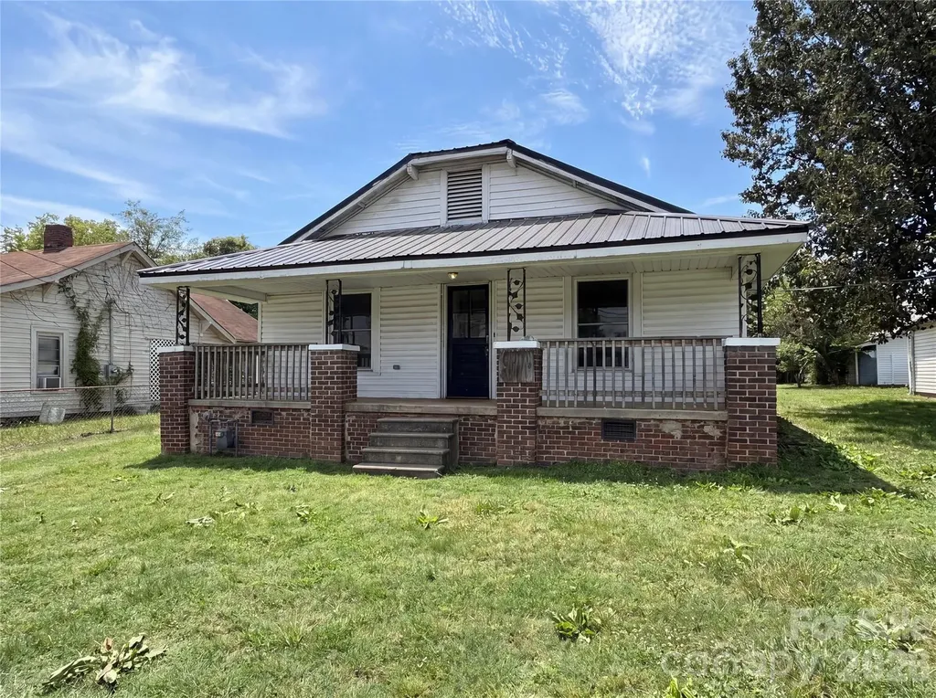 308 School Street Rockwell NC 28138
