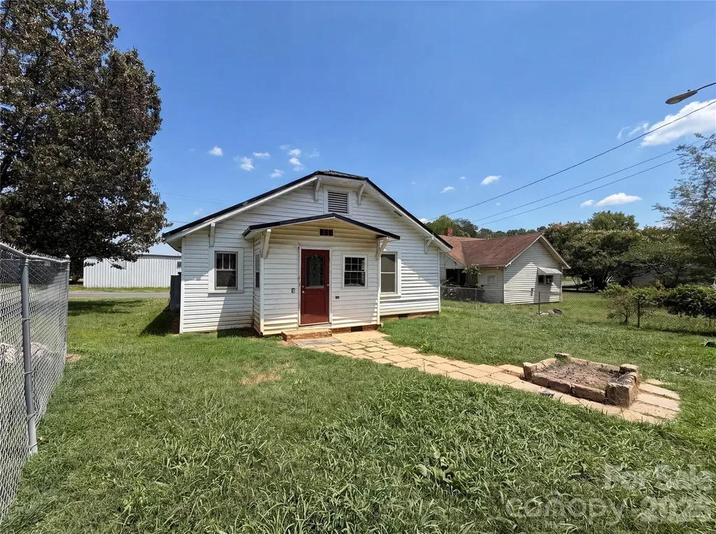 308 School Street Rockwell NC 28138