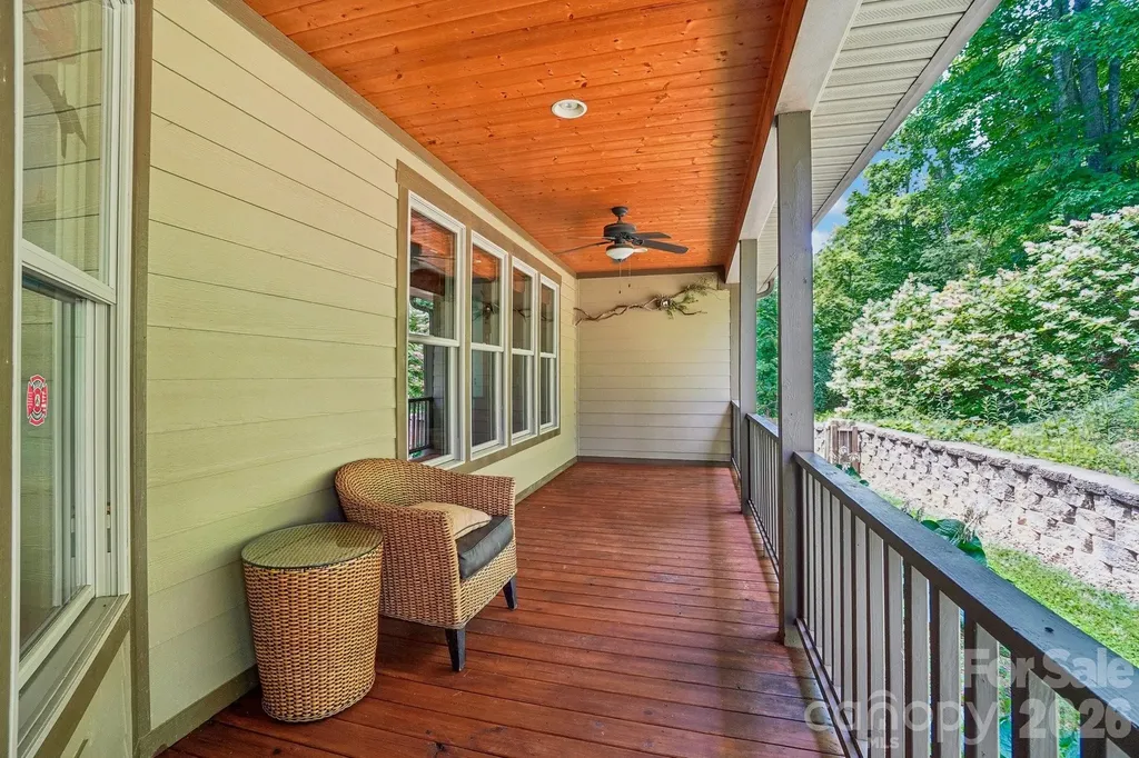 25 Willow Branch Lane Weaverville NC 28787