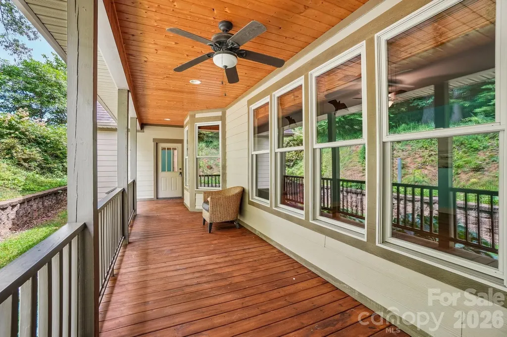 25 Willow Branch Lane Weaverville NC 28787