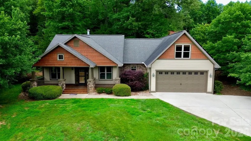 25 Willow Branch Lane Weaverville NC 28787