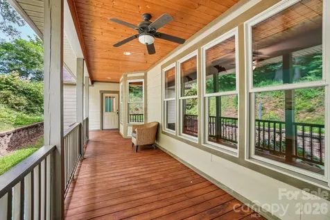25 Willow Branch Lane Weaverville NC 28787