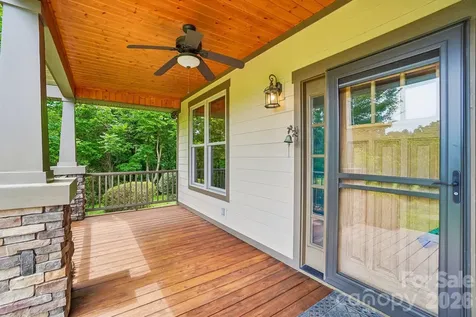 25 Willow Branch Lane Weaverville NC 28787