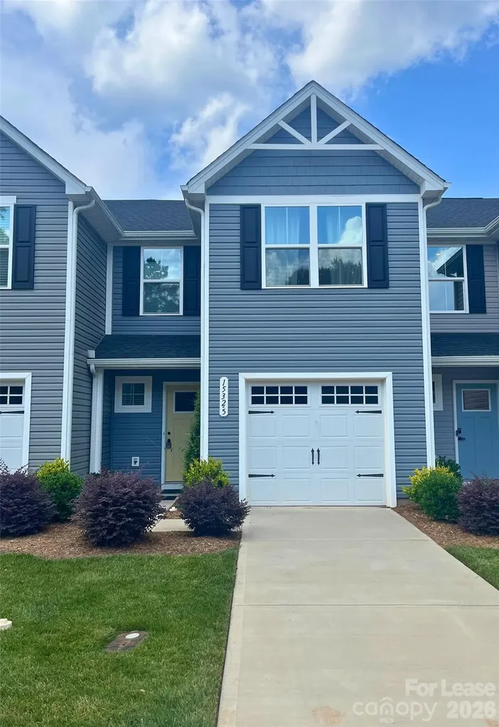 1532 39th Avenue Loop NE Hickory NC 28601