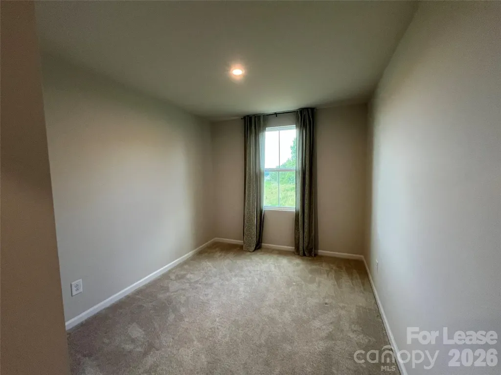 1532 39th Avenue Loop NE Hickory NC 28601