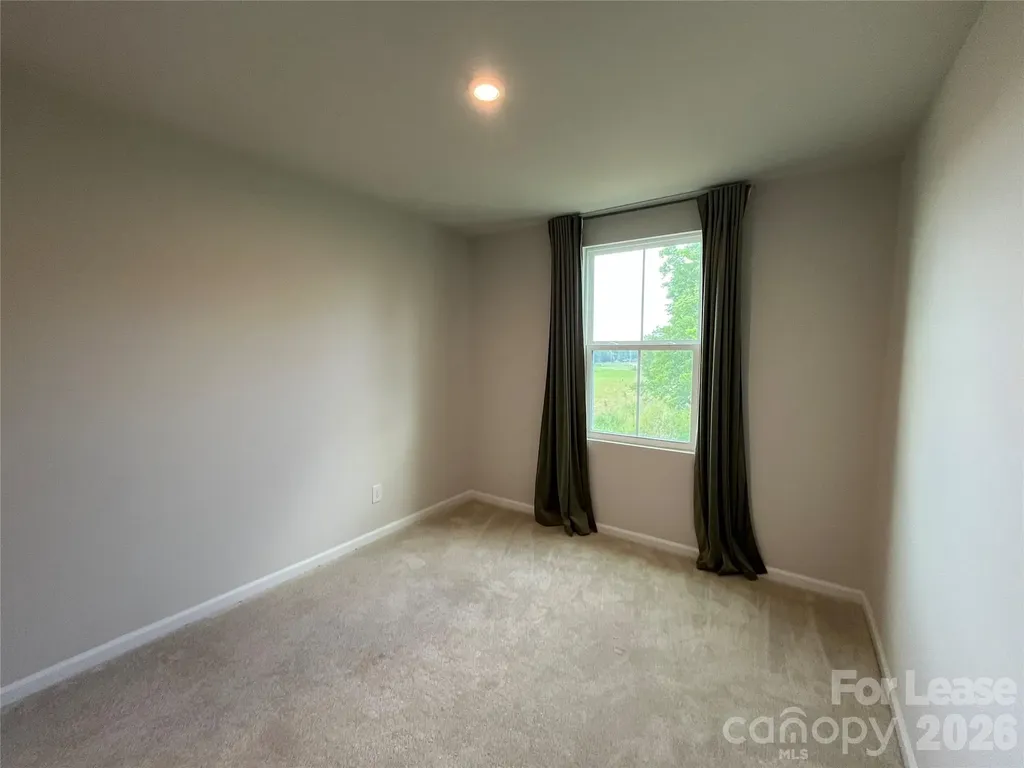 1532 39th Avenue Loop NE Hickory NC 28601