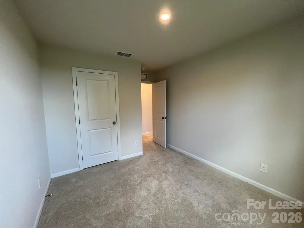 1532 39th Avenue Loop NE Hickory NC 28601