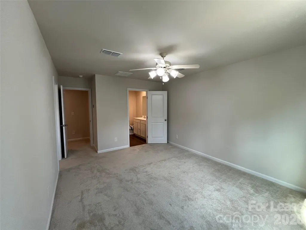 1532 39th Avenue Loop NE Hickory NC 28601