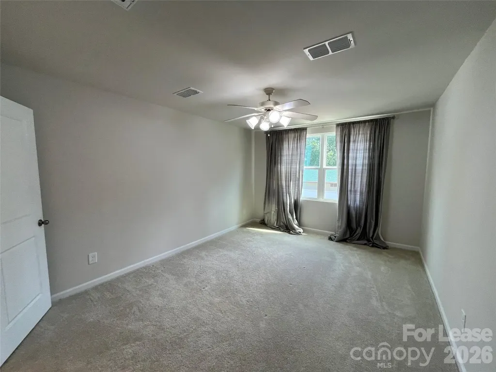 1532 39th Avenue Loop NE Hickory NC 28601