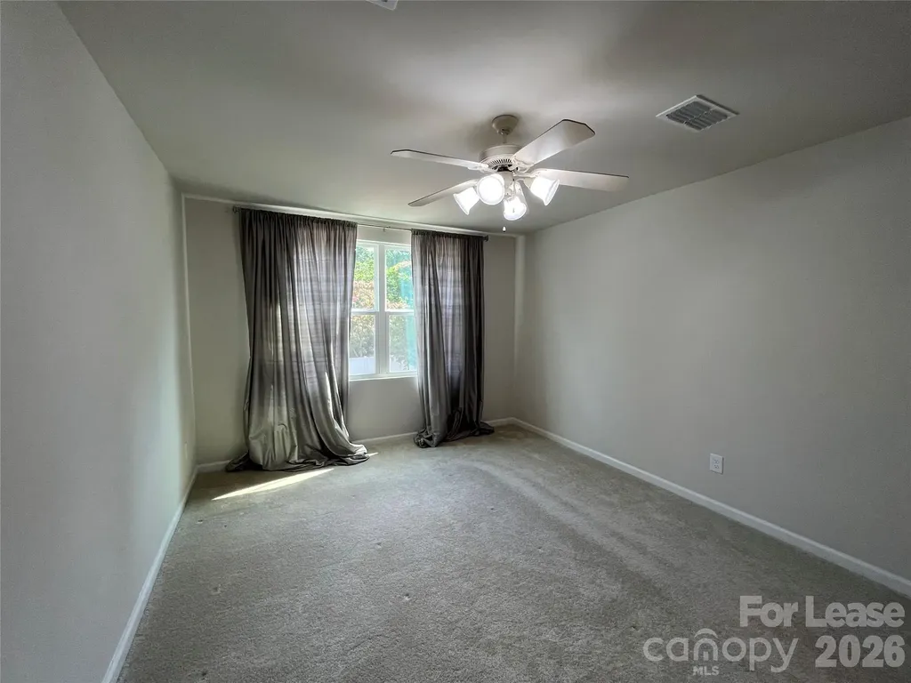 1532 39th Avenue Loop NE Hickory NC 28601