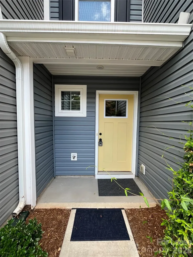 1532 39th Avenue Loop NE Hickory NC 28601